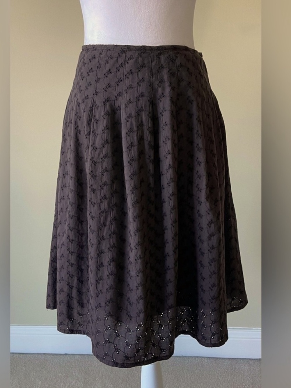 Calvin Klein Casual Brown Damask Knee High Flare Skirt EUC Size 4